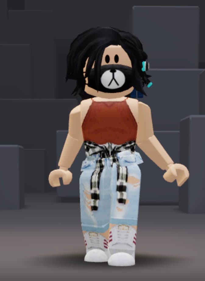 Nicole Fong - Roblox Profile